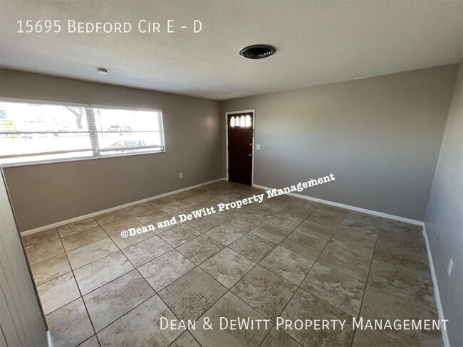 Building Photo - 15695 Bedford Cir E