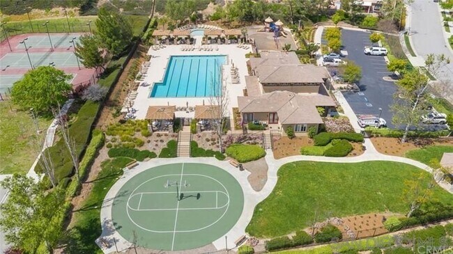 Building Photo - 34212 Woodmont