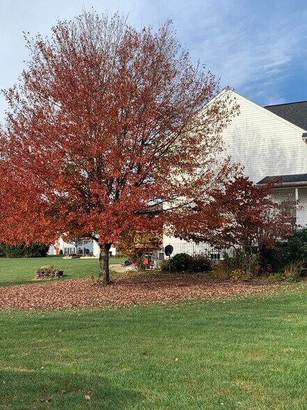 Building Photo - 107 Wheat Field Terrace