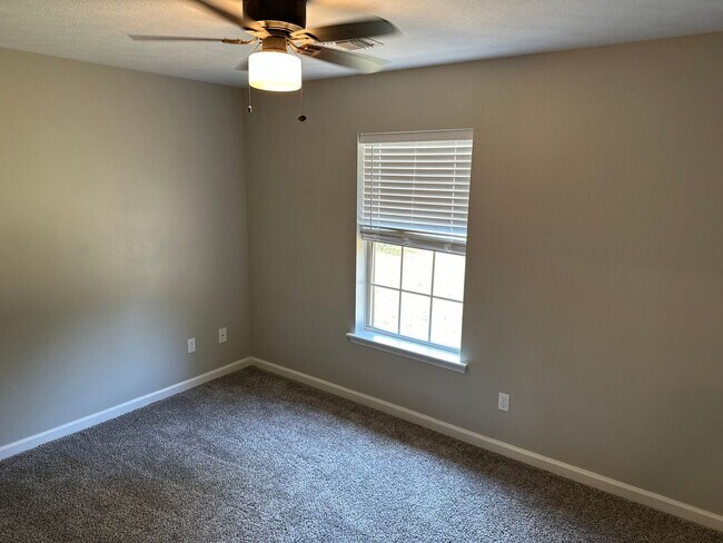 Building Photo - 3-Bedroom, 2-Bathroom Split floor plan Home for Rent in Austin, AR – Available April 2026