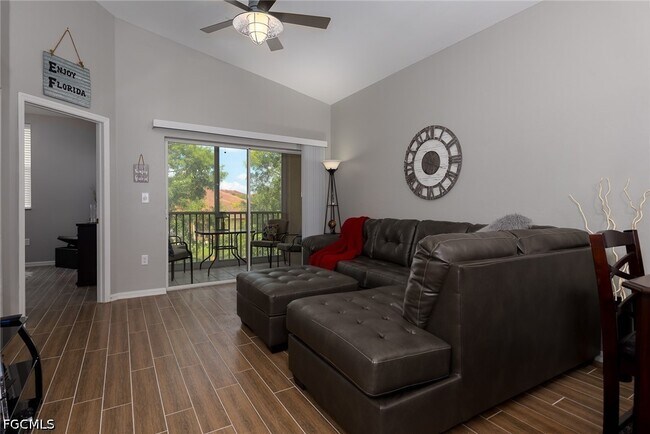 Building Photo - 15430 Bellamar Cir