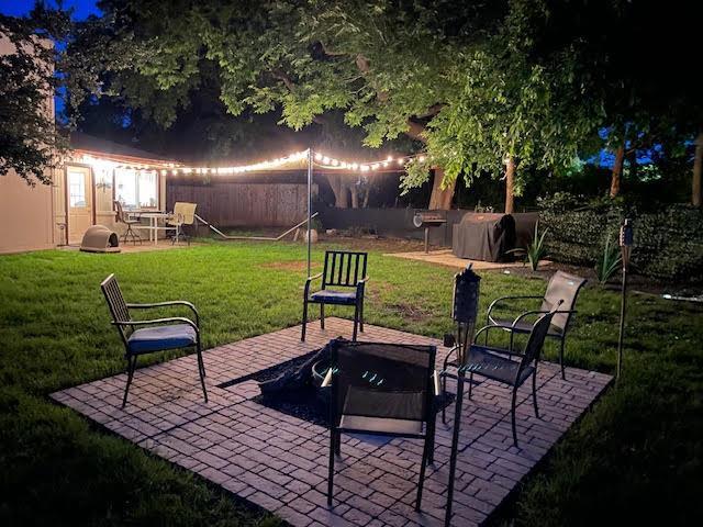 Building Photo - 1605 Windrift Way