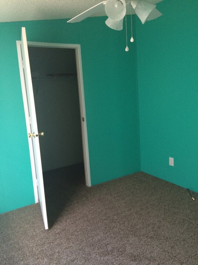 Building Photo - 1331 Ponderosa Ave NW