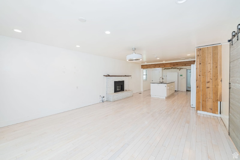 Building Photo - 1074 E 460 S St