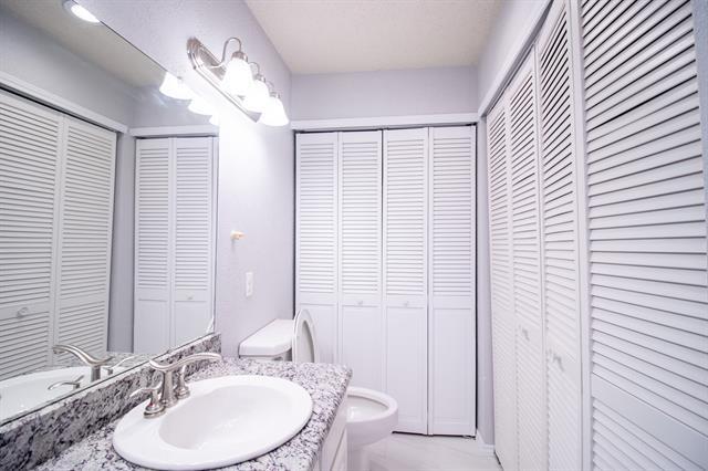 Building Photo - 4777 Cedar Springs Rd