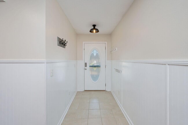 Building Photo - 7648 Chablis Cir