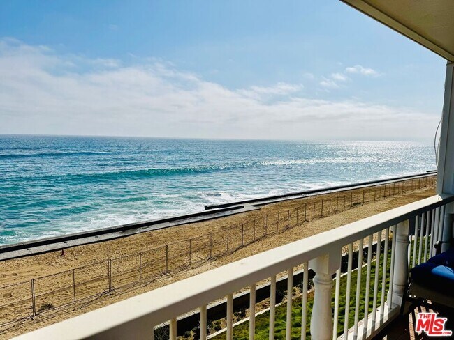 Building Photo - 11928 S Beach Club Way