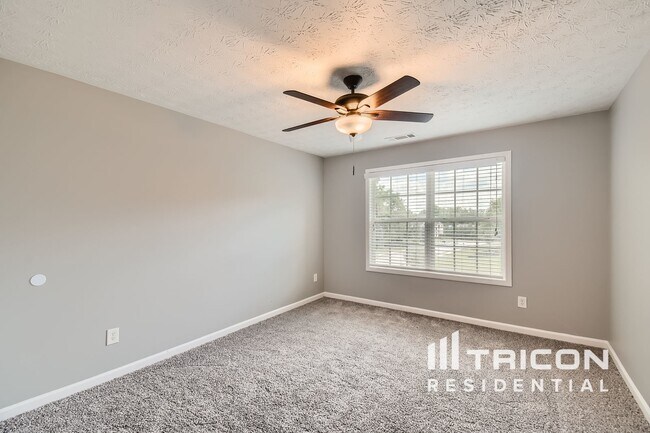 Building Photo - 142 Nobility Ln