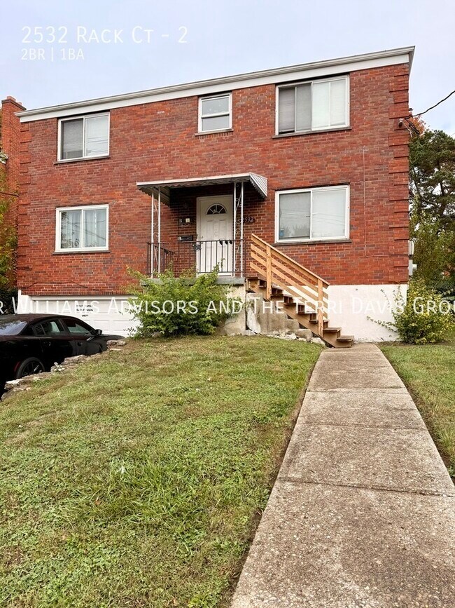 Primary Photo - 2532 Rack Ct