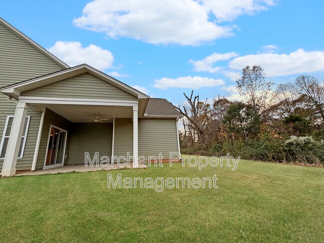 Building Photo - 459 Torrington Dr