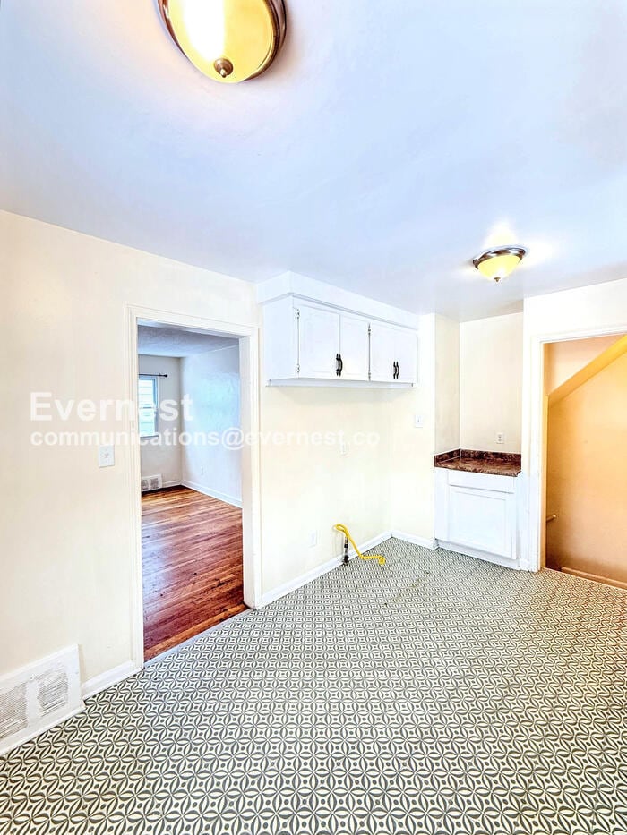 Building Photo - 19449 W Chicago