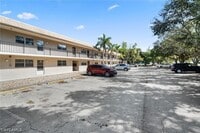 Building Photo - 1560 Colonial Blvd