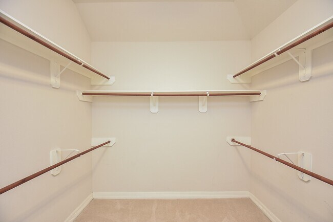 Building Photo - 2403 Galleon Point Ct