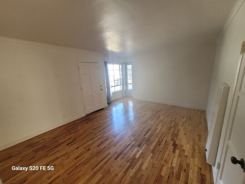 Building Photo - 4163 Somerset Dr