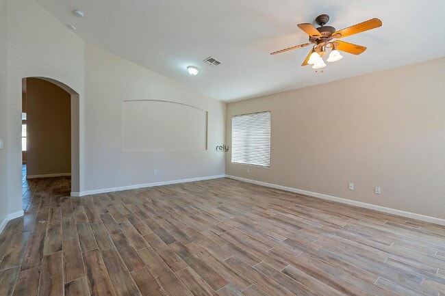 Building Photo - 11570 W Yuma St