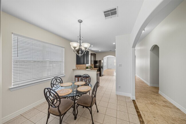 Building Photo - 8239 Nagy Hill St