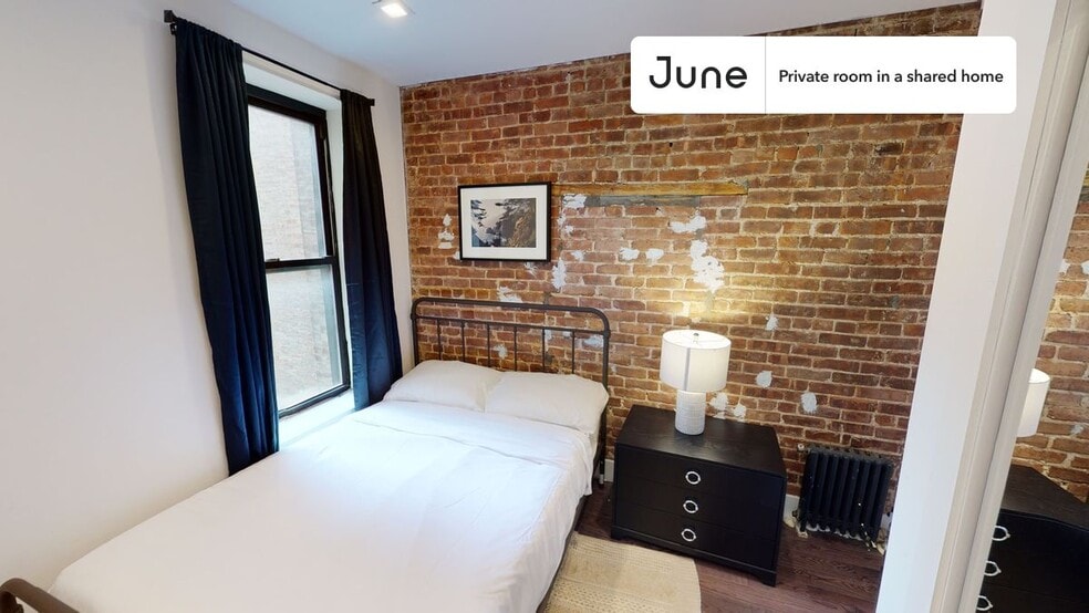 Building Photo - Room in Shared 4 bed/2 bath home in West Harlem