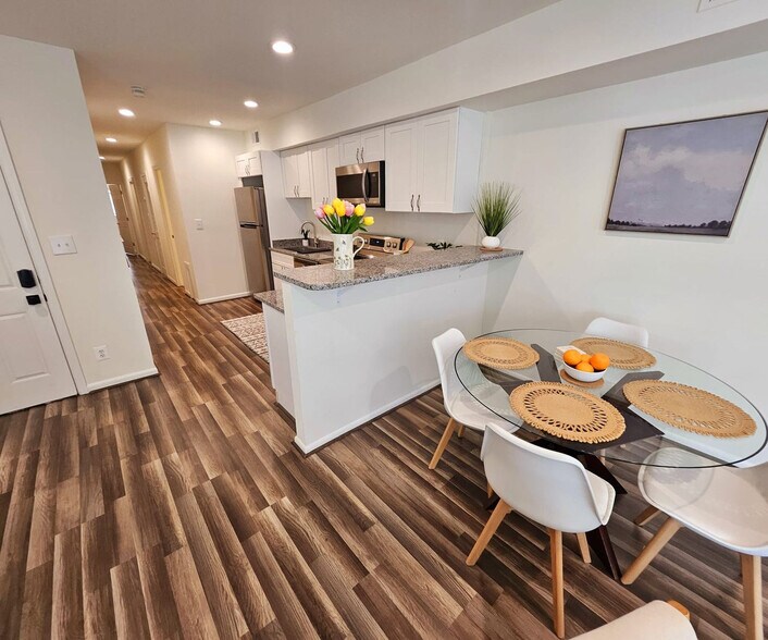 Building Photo - 2439 18th St NW