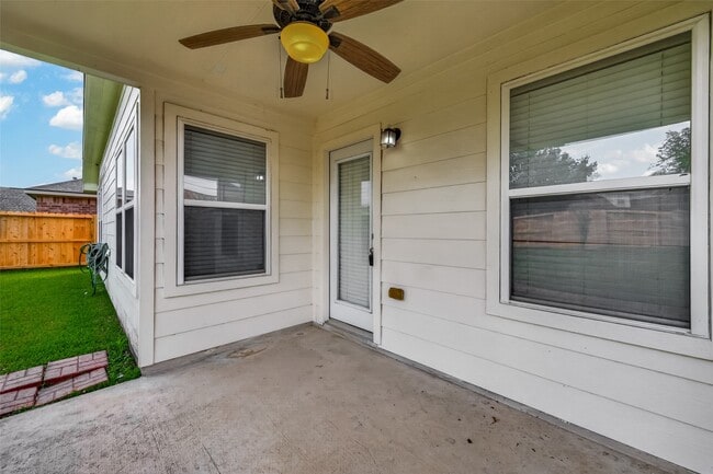 Building Photo - 25918 Silver Timbers Ln