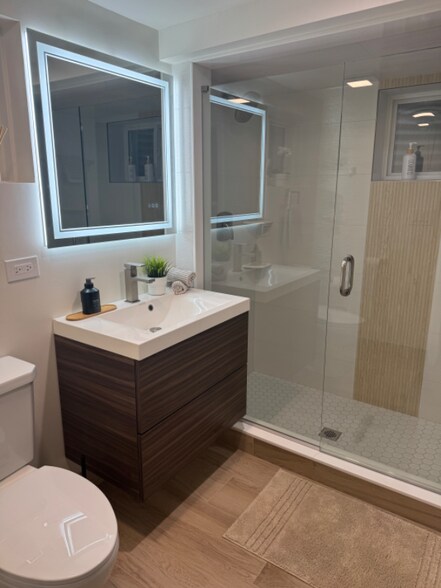 Building Photo - 302 S Patton Ave