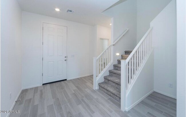Building Photo - 7251 N 125th Dr