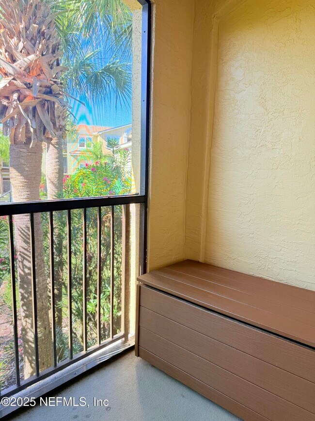 Building Photo - 4025 Grande Vista Blvd
