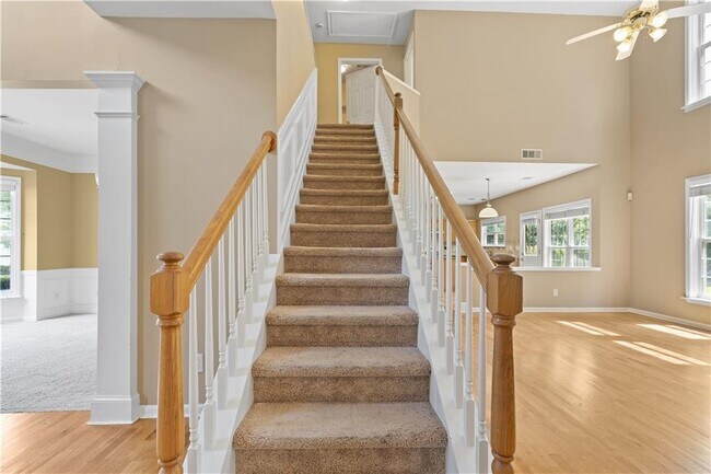 Building Photo - 5376 Amberden Hall Dr