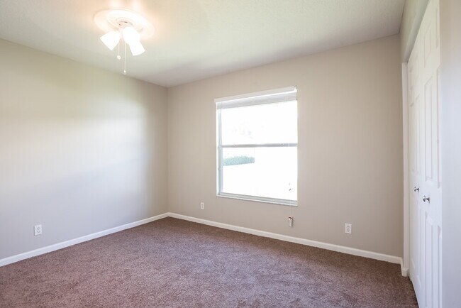 Building Photo - 109 Black Olive Crescent