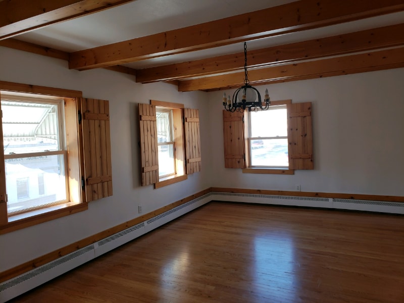 Building Photo - 102 N 5th St