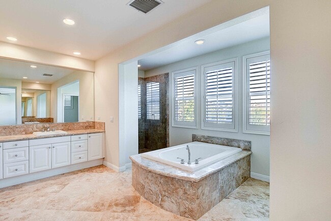 Building Photo - 4132 Prado De Las Cabras
