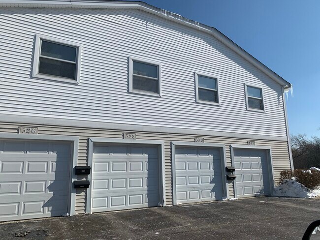 Building Photo - 332 Inverrary Ln