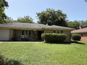 Building Photo - 1212 Linden Dr