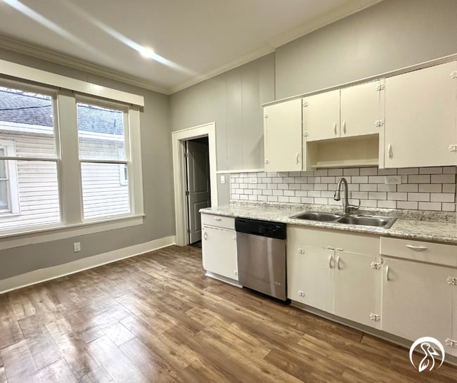 Building Photo - Pelican - Hilton St Duplex