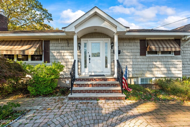 Building Photo - 72 Whalepond Rd