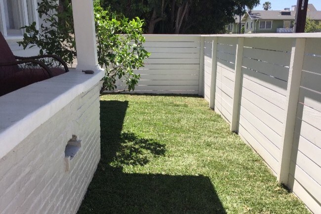 Building Photo - 1764 Rodney Dr