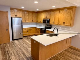 Building Photo - 176 Pheasant Ridge Dr