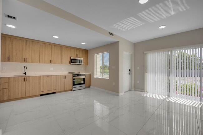 Primary Photo - 13829 SW 262nd Ln