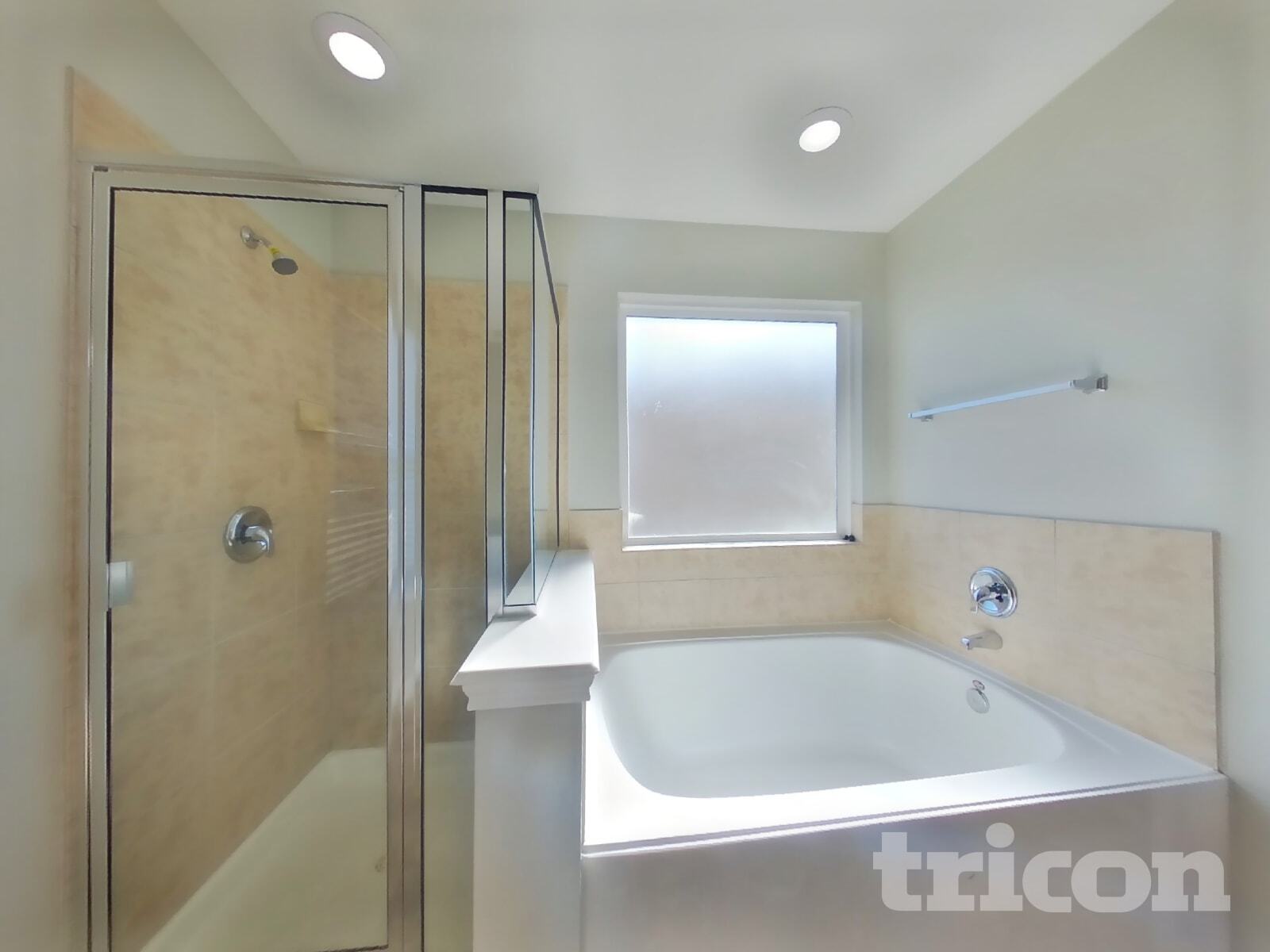 Building Photo - 10914 Tipton Oaks Dr