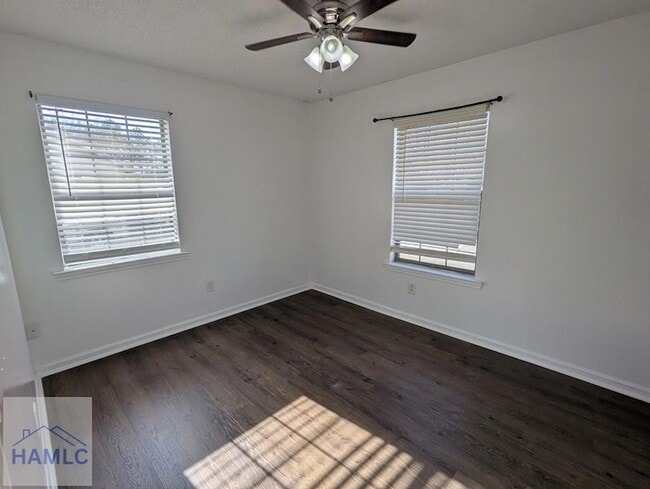 Building Photo - 49 Fletcher Rd