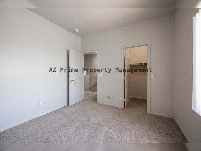 Building Photo - 2169 W Peninsula Cir