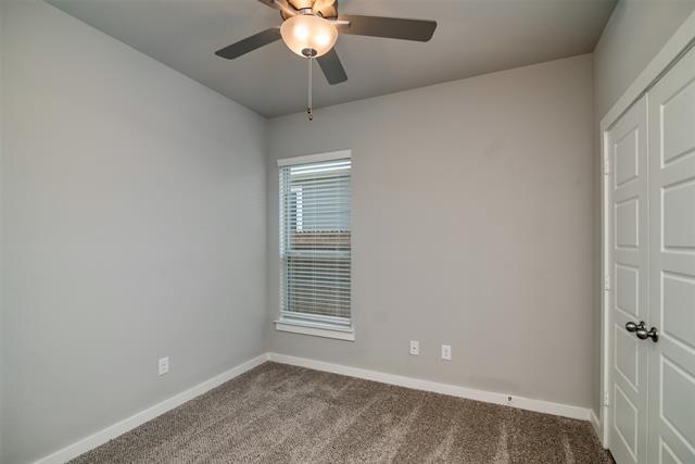 Building Photo - 660 Harvest Moon Dr