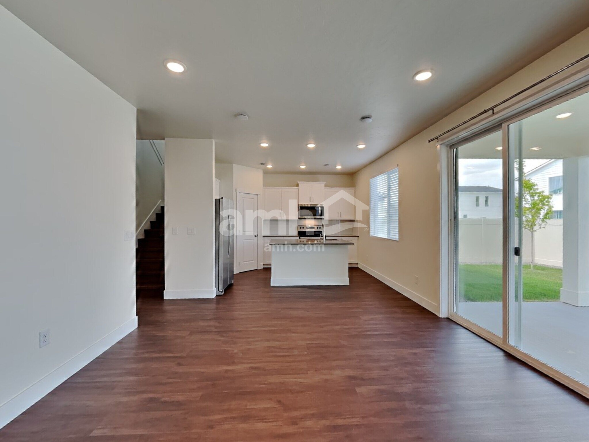 Building Photo - 11518 W Mesquite St