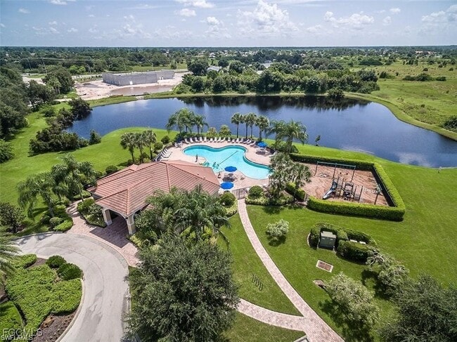 Building Photo - 10293 Silver Pond Lane
