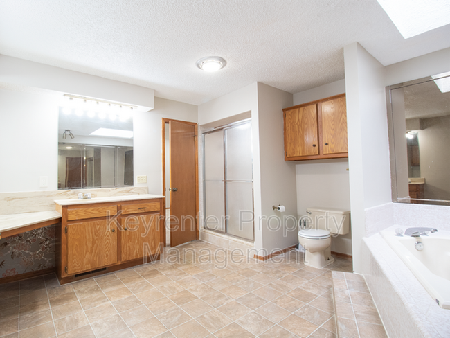 Building Photo - 5009 Kindling Ln