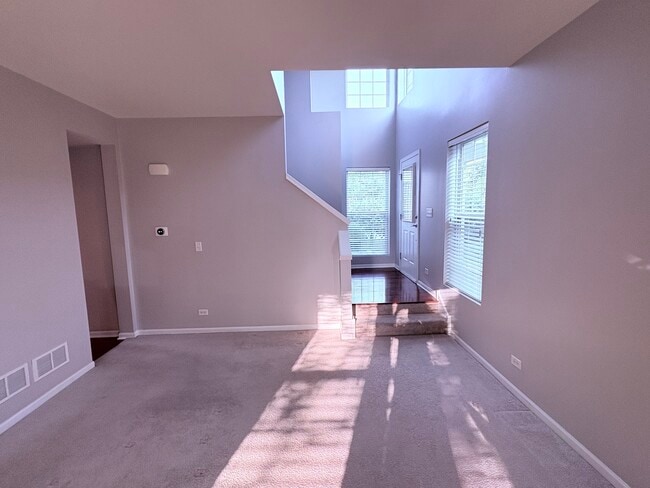 Building Photo - 241 Devoe Dr