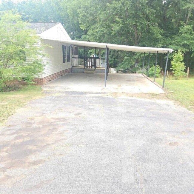 Building Photo - 315 Old Dunham Bridge Rd