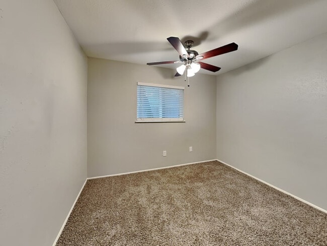 Building Photo - 4011 Brookmoor Dr