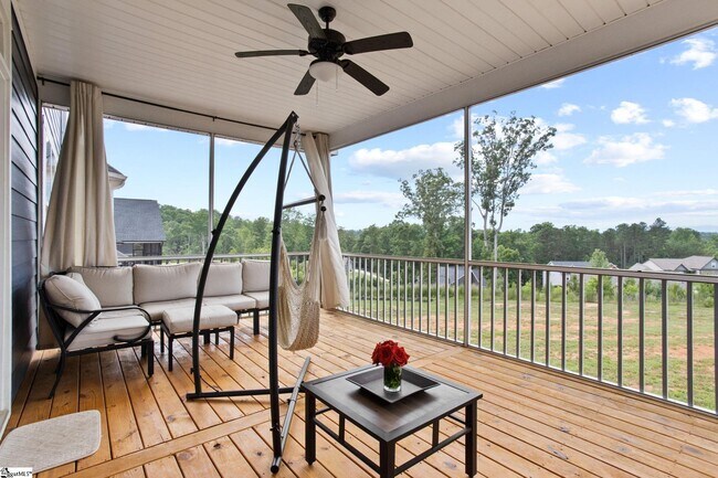Building Photo - 222 Montview Cir