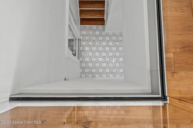 Building Photo - 143 Caledonia Dr