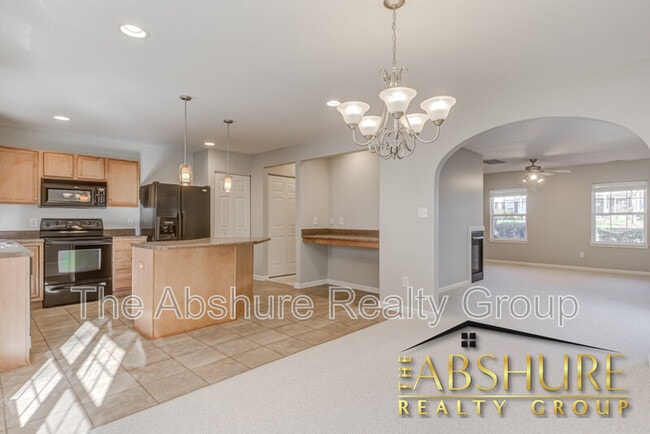 Building Photo - 5223 Malik Dr